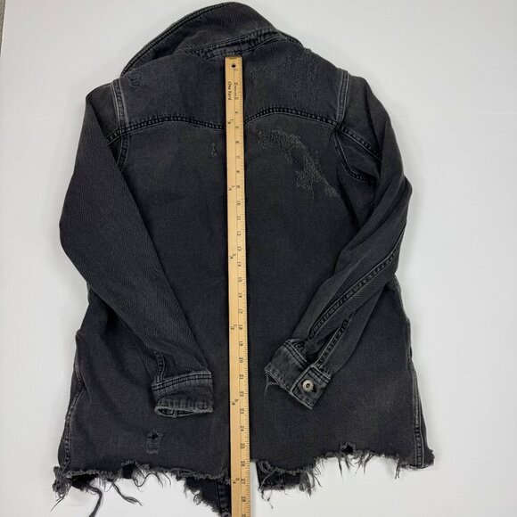Free People Moonchild Denim Shirt Jacket Distressed Size XS Oversized Moondust - Picture 6 of 14